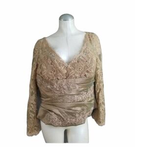 Jean De Lys Size 20 Tan Lace Beaded Top